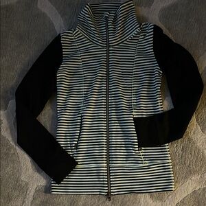 Lululemon Striped Black & mint green Jacket sz 4